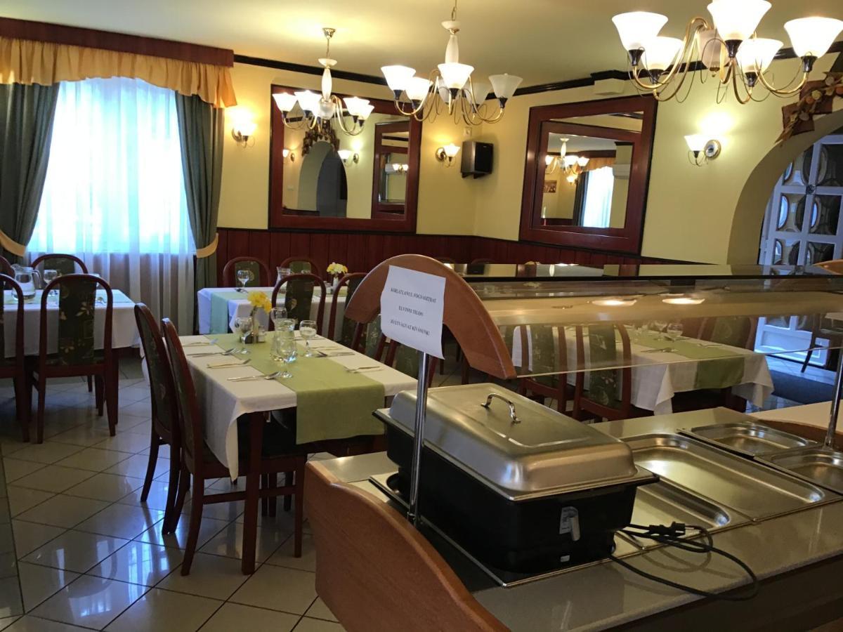 Nora Hotel Hajdúszoboszló Zewnętrze zdjęcie