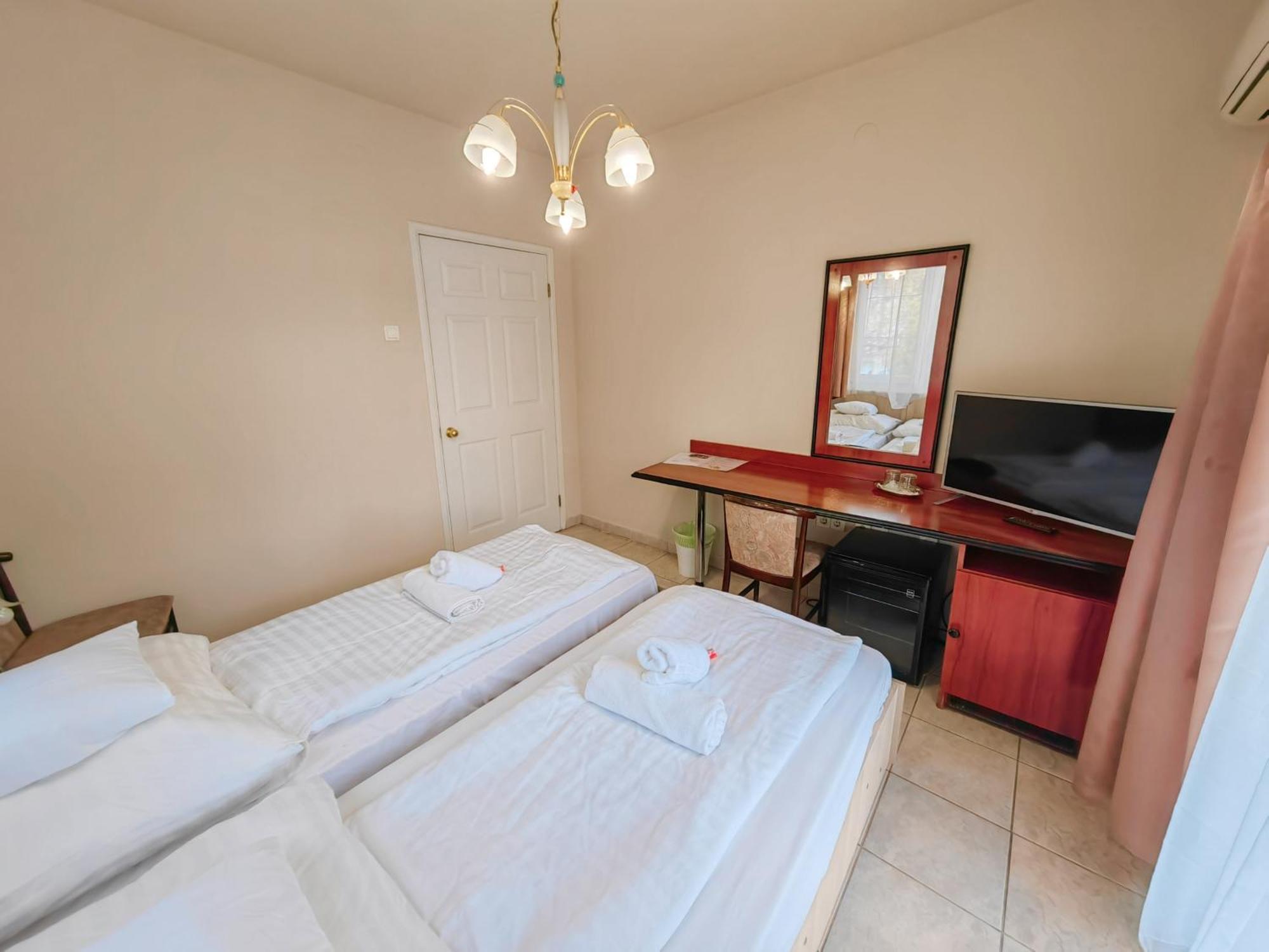 Nora Hotel Hajdúszoboszló Zewnętrze zdjęcie